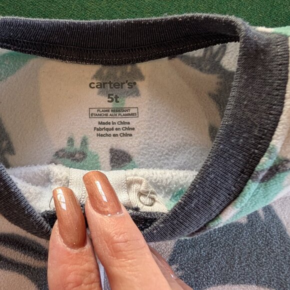 Bundle of Carter's Boy's Full-zip, Fleece, Footed Pajamas 5T 💙 - Picture 7 of 9